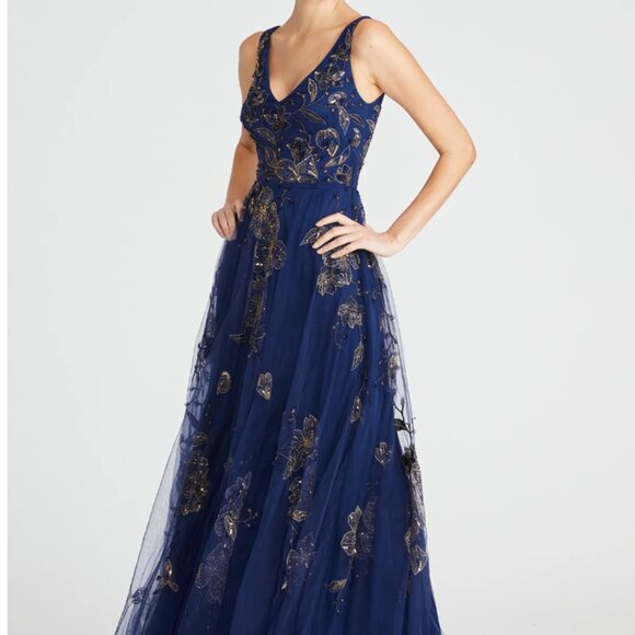 Theia Couture Jaylee Beaded Capelet Gown size 16 NWT - Picture 5 of 6